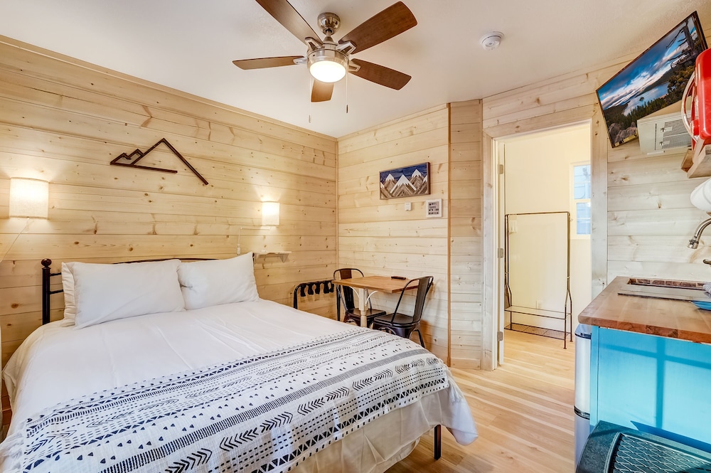 Tahoe Mountain inn - photo 19
