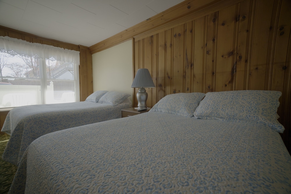Betty Doon Hotel - photo 77