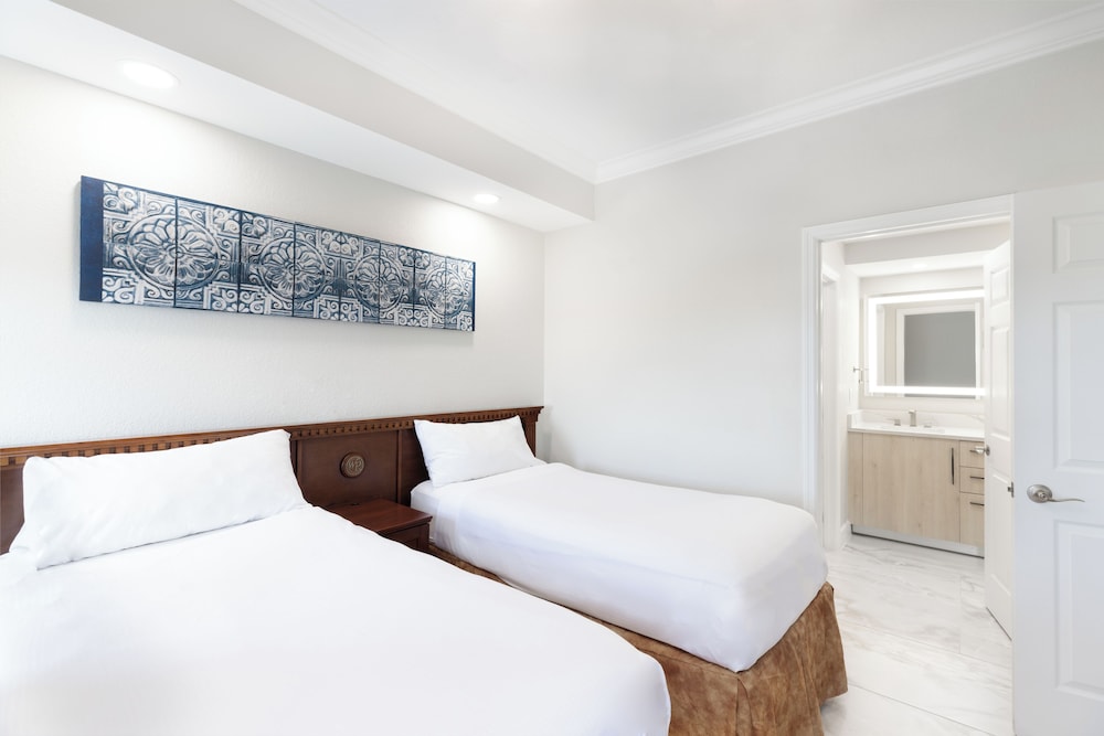 Westgate Palace a Two Bedroom Condo Resort - photo 6