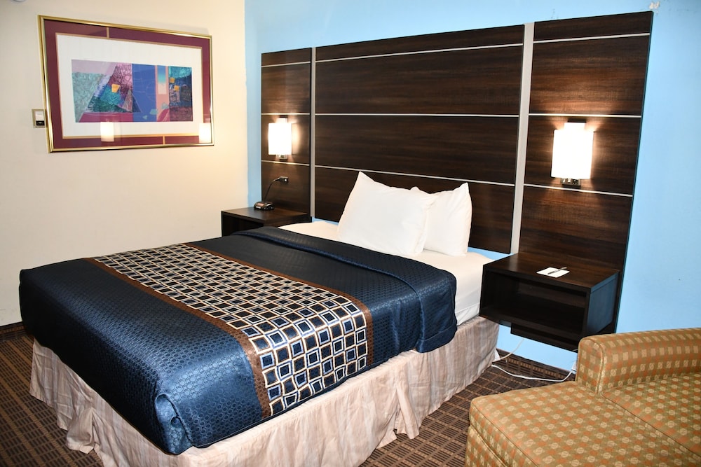 Stillwater Inn & Suites - photo 7