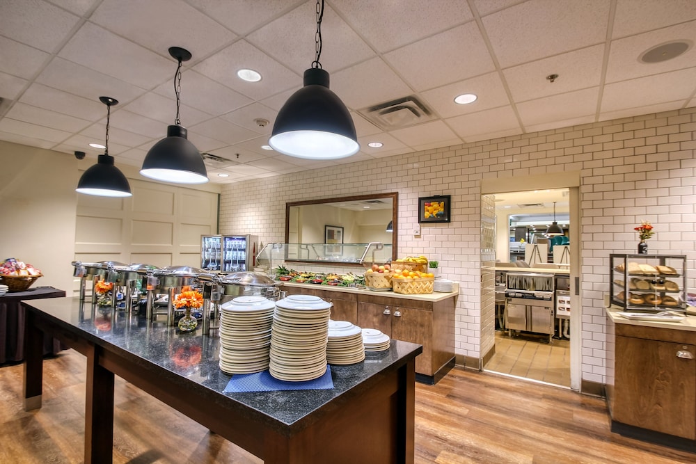 Holiday Inn Hotel & Suites Atlanta Airport North by IHG - photo 53