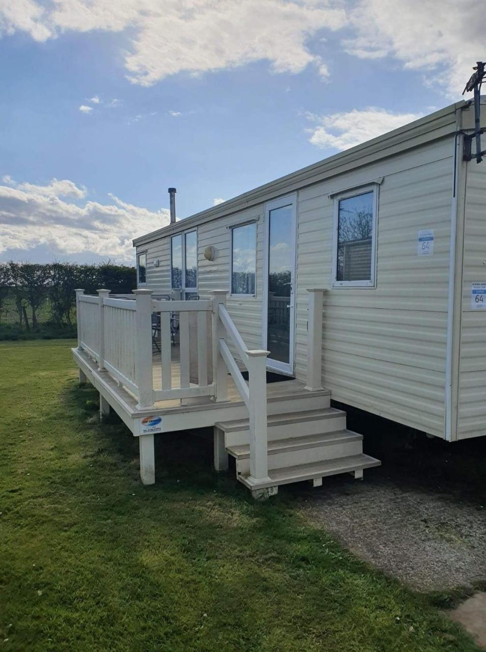 64 Southfield Skipsea Sands — hotel in Driffield