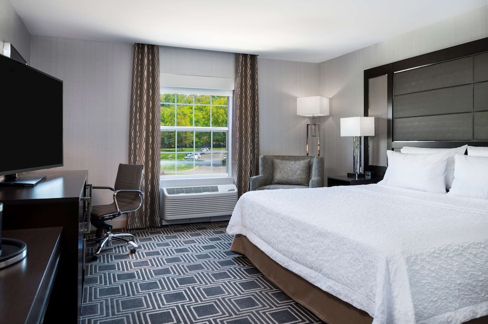 Hampton Inn & Suites Bridgewater - photo 14