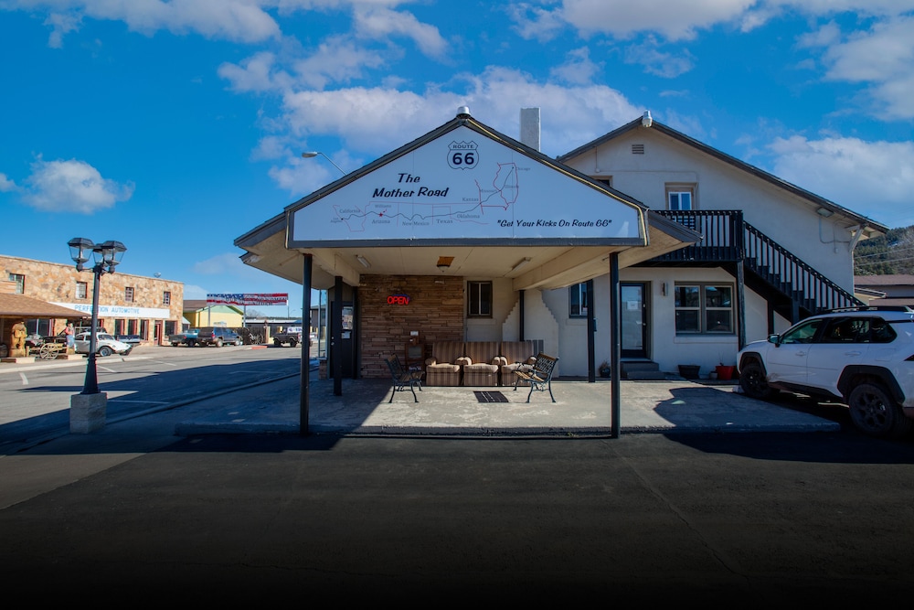 Star Hotel Route 66 Grand Canyon - photo 24
