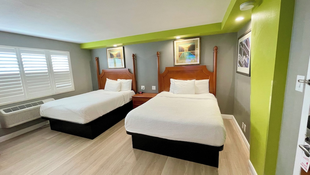 The SeaScape Inn - photo 9