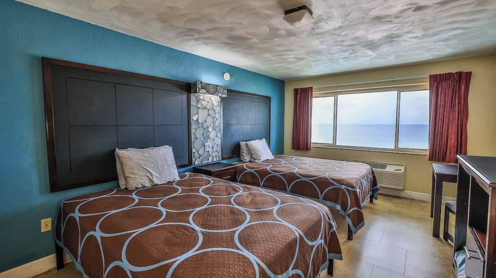 Driftwood Beach Motel - photo 58