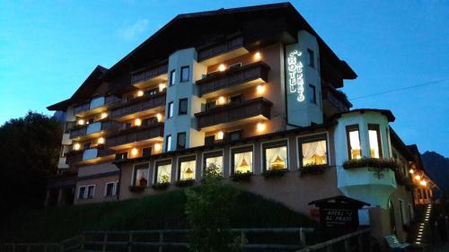 Hotel Al Prato — hotel in Tonadico
