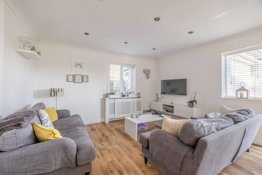Host Stay Meadow Way — Maidenhead