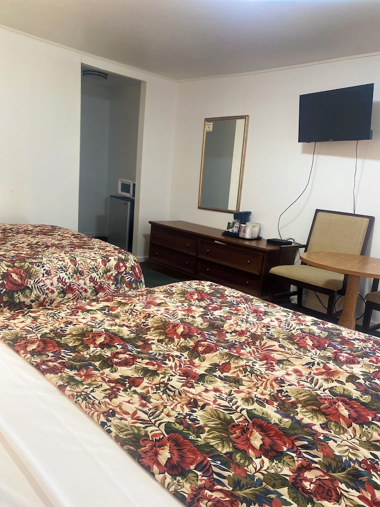 Barberry Court Motel - photo 11