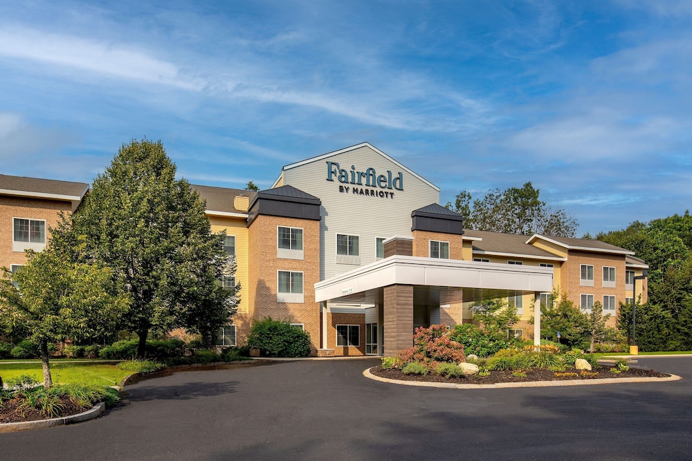Fairfield Inn & Suites by Marriott Brunswick Freeport in Brunswick, United States