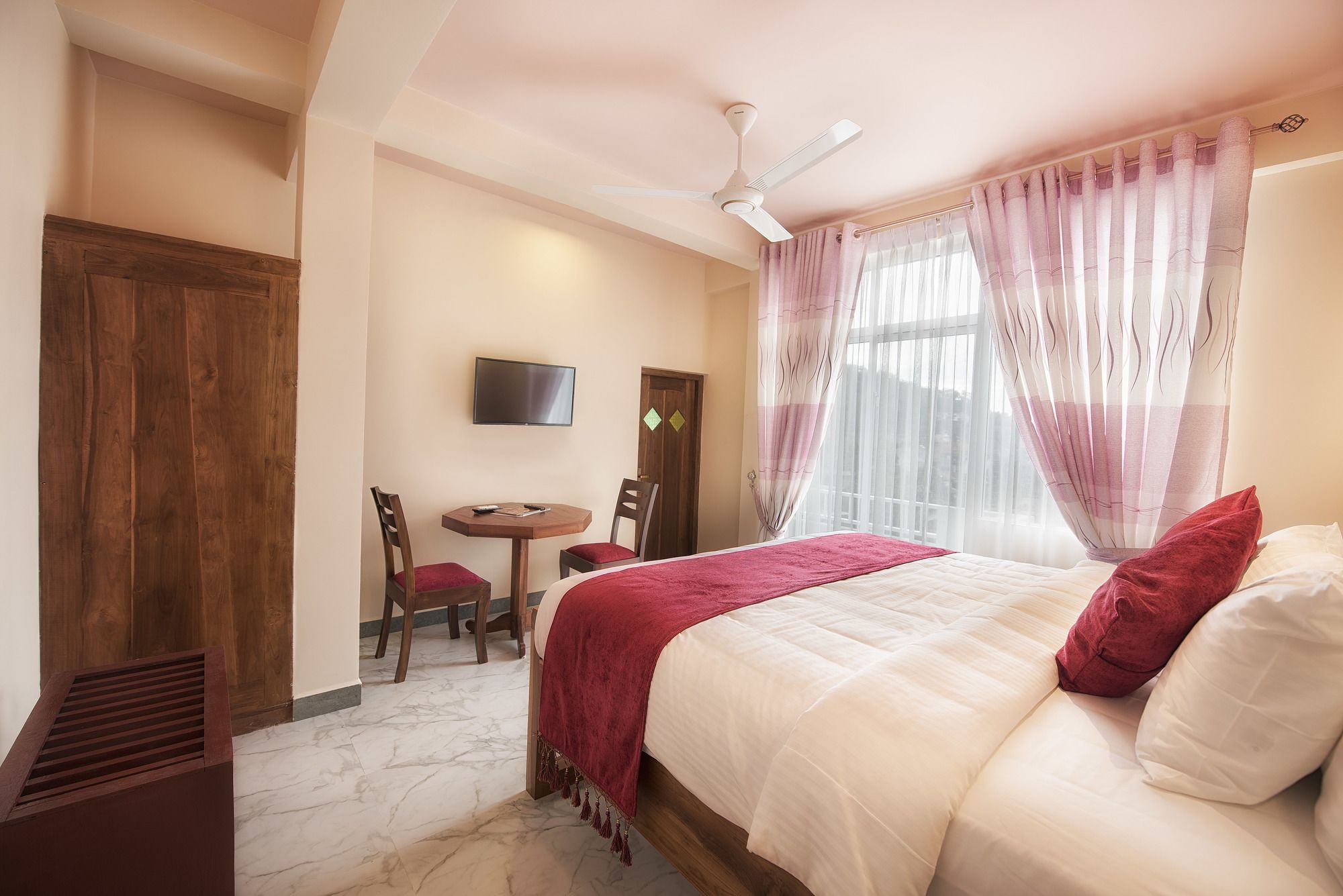 Sobaya Hotel - carbon neutral hotel in Kandy