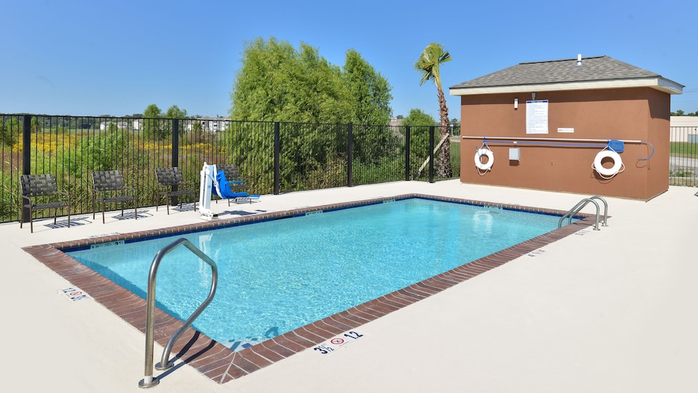 Candlewood Suites Houma by IHG - photo 23