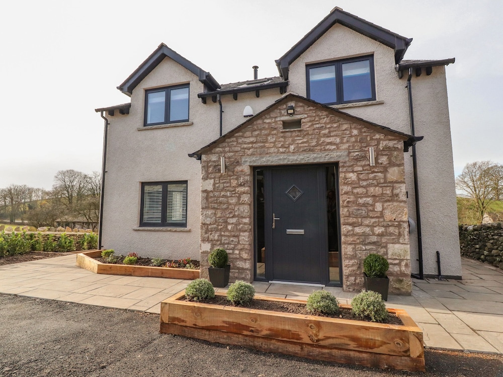 Laundry Cottage — 4-Star Luxury Hotel in Milnthorpe, United Kingdom