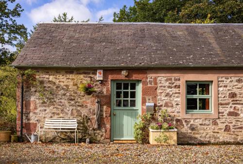 Stable Cottage Gartocharn Loch Lomond