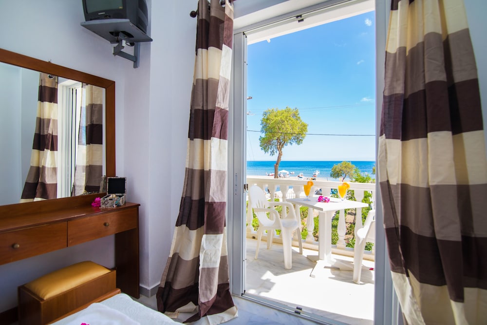 Villa Doris — 4-Star Luxury Hotel in Zakynthos, Greece