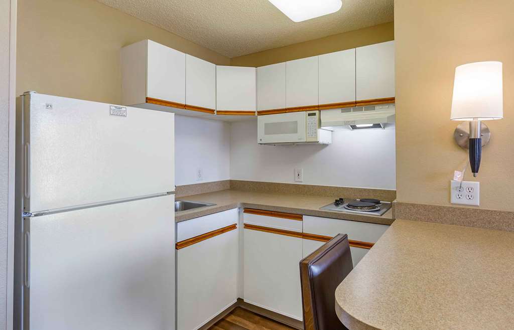 Extended Stay America Chicago Westmont Oak Brook - photo 34