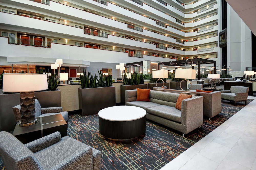 Embassy Suites Little Rock - photo 4