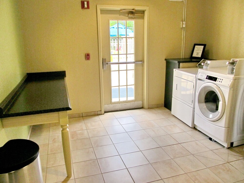 Holiday Inn Express Hotel & Suites Jacksonville South I 295 by IHG - photo 26