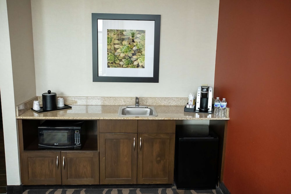 Hilton Garden Inn Dayton South Austin Landing - photo 22