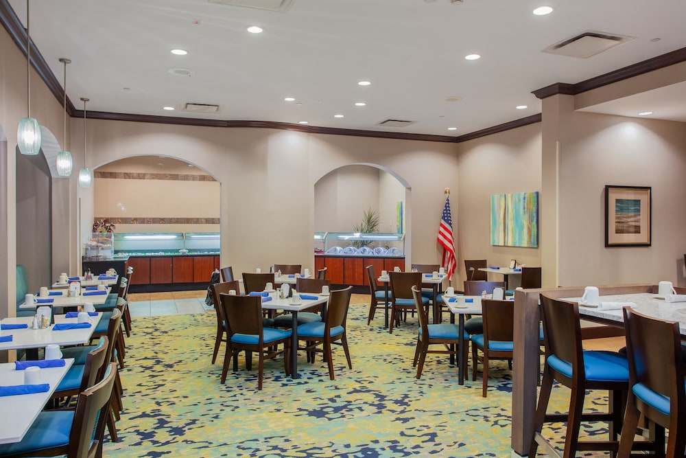 Holiday Inn Hotel & Suites Tallahassee Conference Ctr N by IHG - photo 48