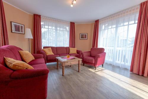 Villa Senta Apartment 11 — 4-Star Luxury Hotel in Ostseebad Kuehlungsborn, Germany