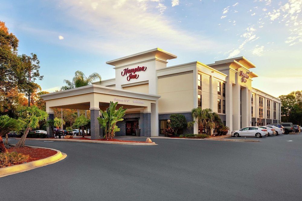 Hampton Inn Melbourne - carbon neutral hotel in Melbourne
