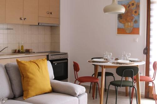 Rodon2 Two bedroom apartment — 4-Star Luxury Hotel in Afytos, Greece