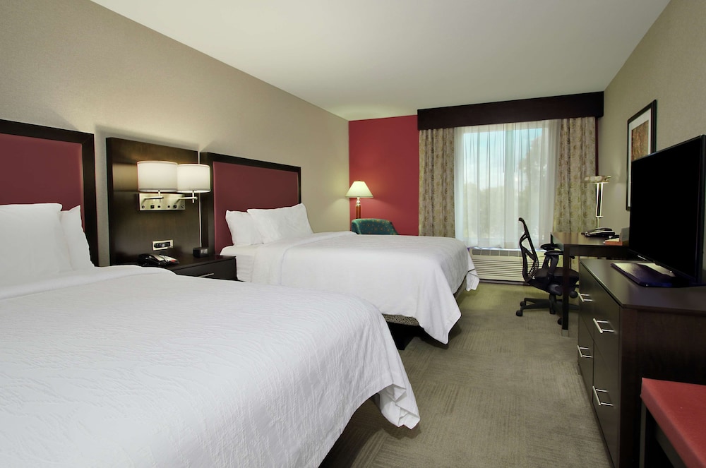 Hilton Garden Inn Sonoma County Airport - photo 12