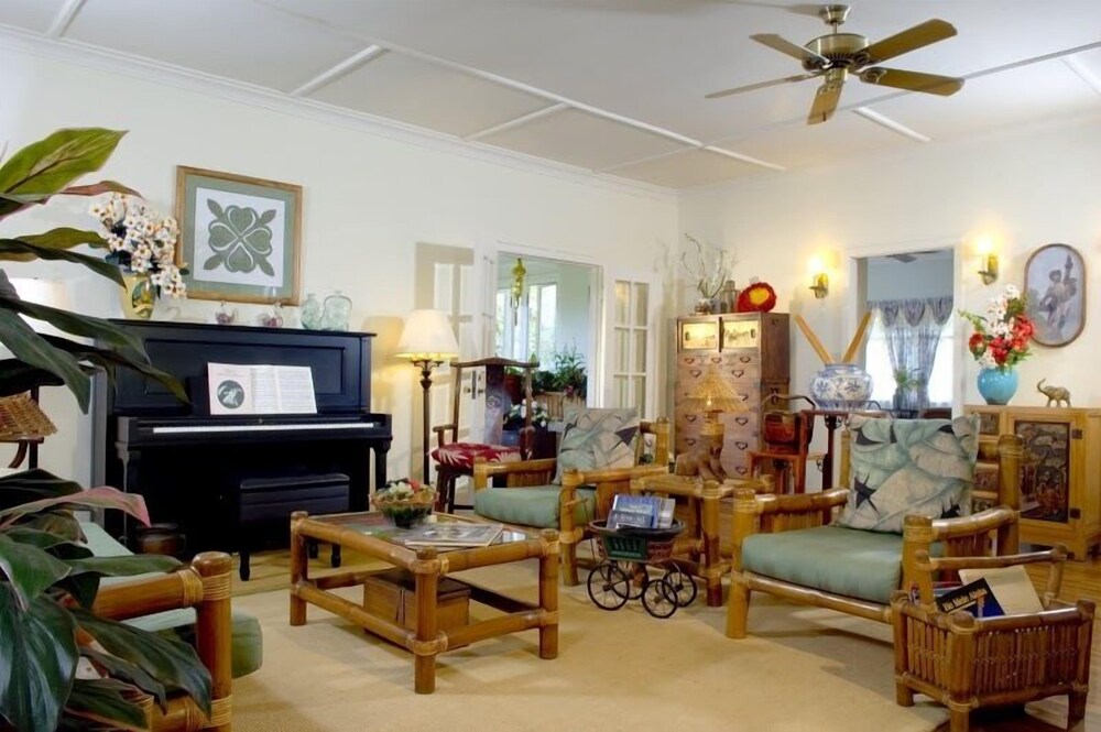 The Old Wailuku Inn at Ulupono - photo 2