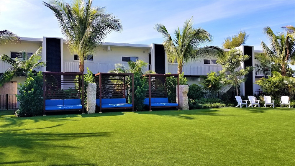 Bali Hai Beachfront Resort and Spa - photo 69