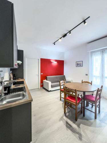 Corso Dante's Paradise Blue Exclusive Apartment in Alassio — 4-Star Luxury Hotel in Alassio, Italy