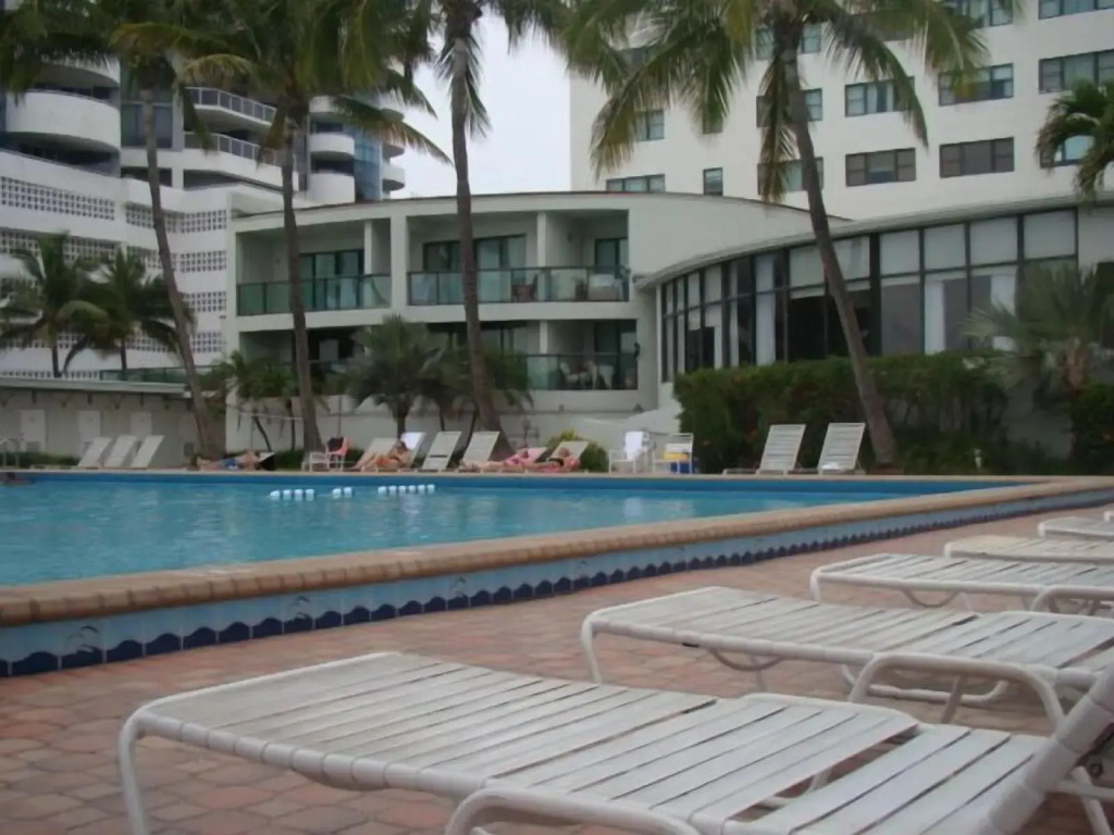 Casablanca By Design Suites Miami - photo 13