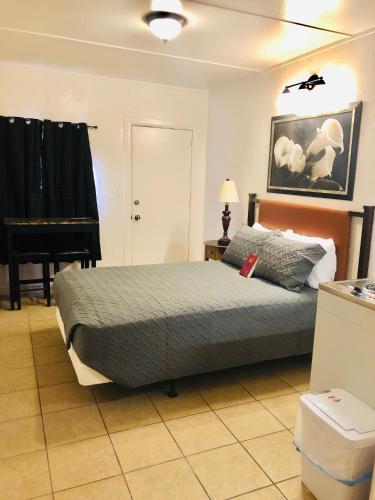 Pine View Motel - photo 31