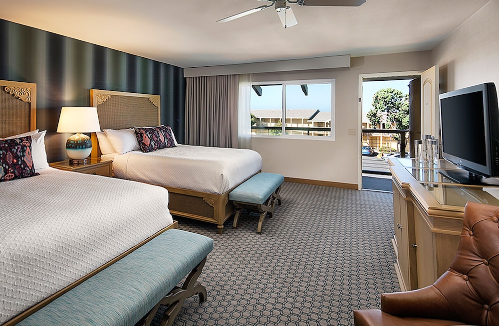 Spyglass Inn - photo 10