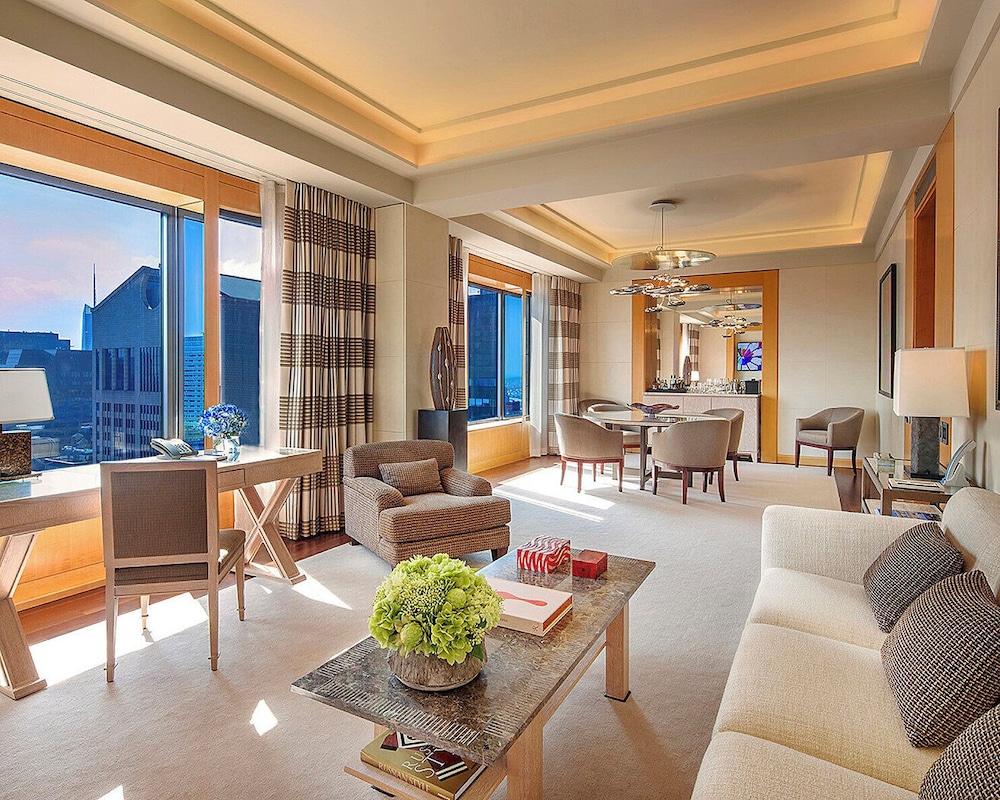Four Seasons Hotel New York - photo 27