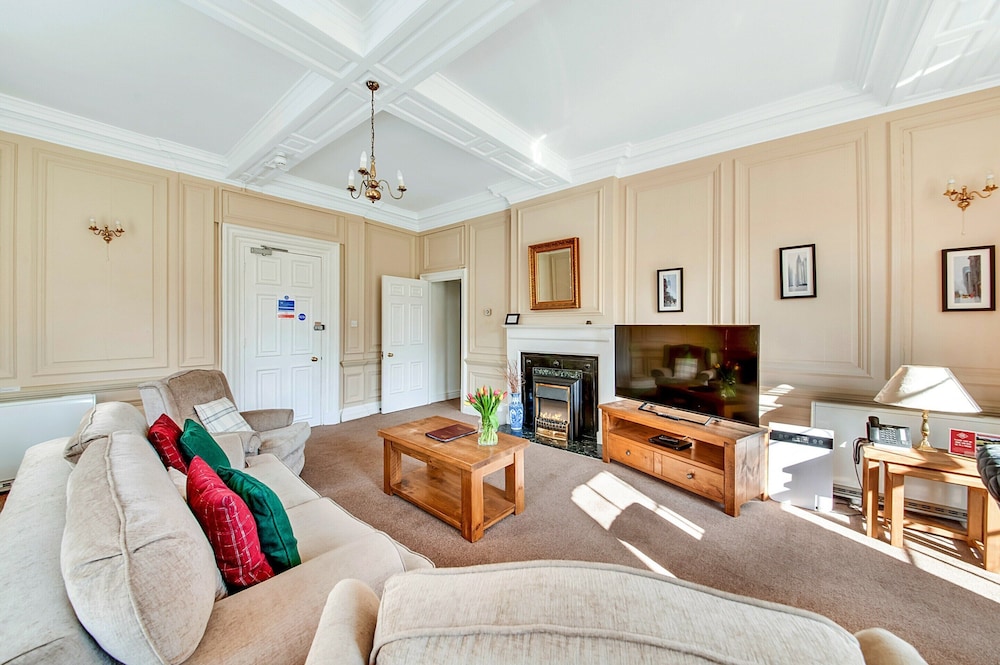 Finest Retreats Mowbray Hall Apt — 4-Star Luxury Hotel in Thirsk, United Kingdom