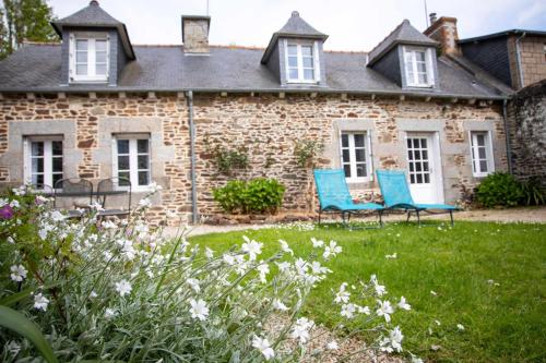 Maison conviviale avec jardin à Pordic Idéale pour 13 pers. — 4-Star Luxury Hotel in Pordic, France