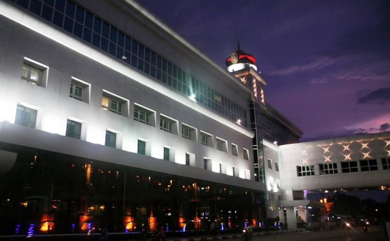Grand Diamond City Hotel & Casino in Paoy Paet, Cambodia