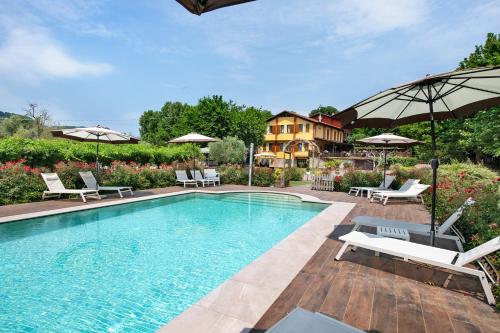 New Agriturismo Ca Persiane — 4-Star Luxury Hotel in Cavajon Veronese, Italy