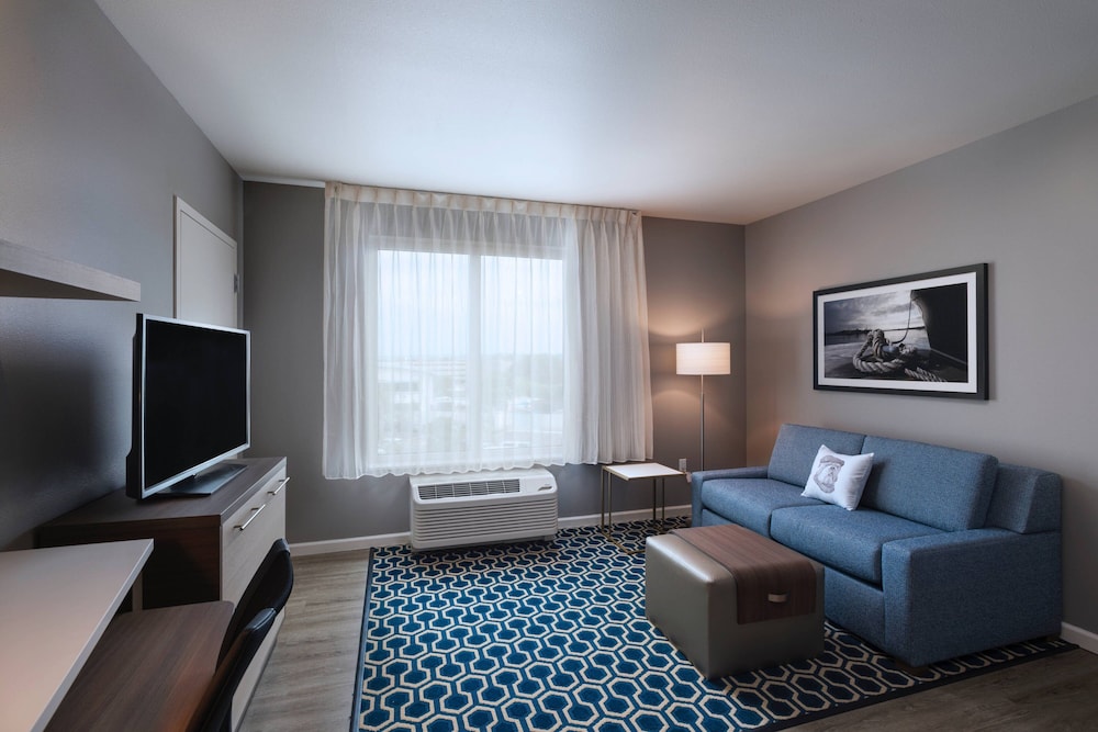 TownePlace Suites by Marriott San Diego Airport Liberty Station - photo 18