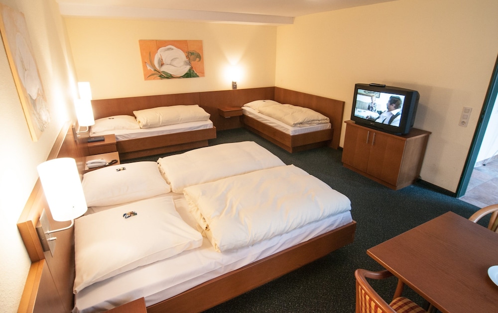 Hotel Hellers Krug — Holzminden — photo 5