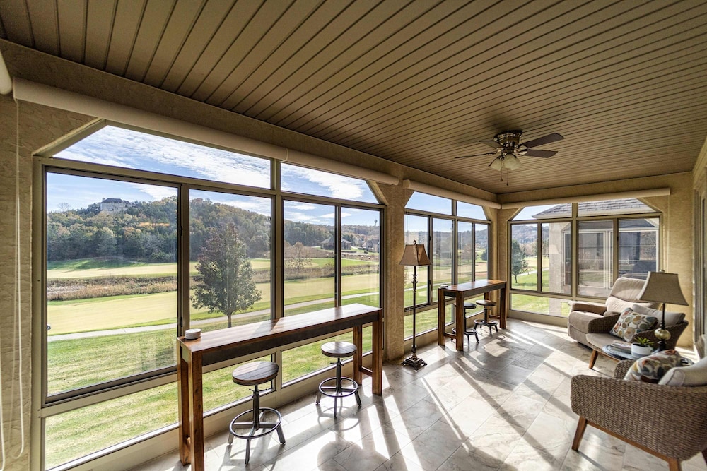 Fairway to Heaven in Old Kinderhook Golf — 4-Star Luxury Hotel in Camdenton, United States