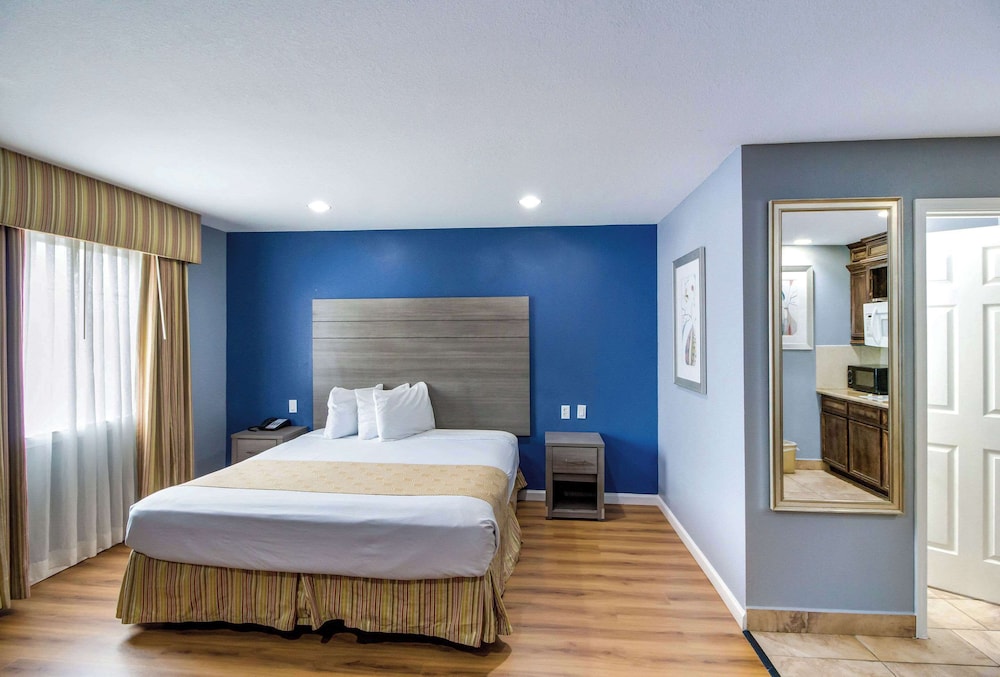 Rodeway Inn & Suites Port Arthur Groves - photo 16