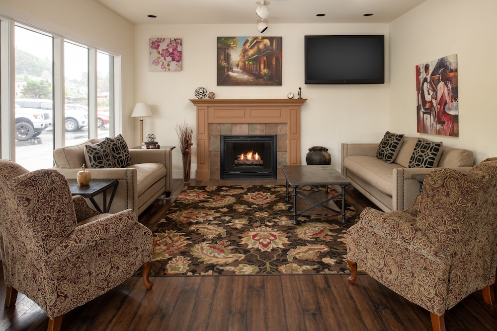 Astoria Riverwalk Inn - photo 2