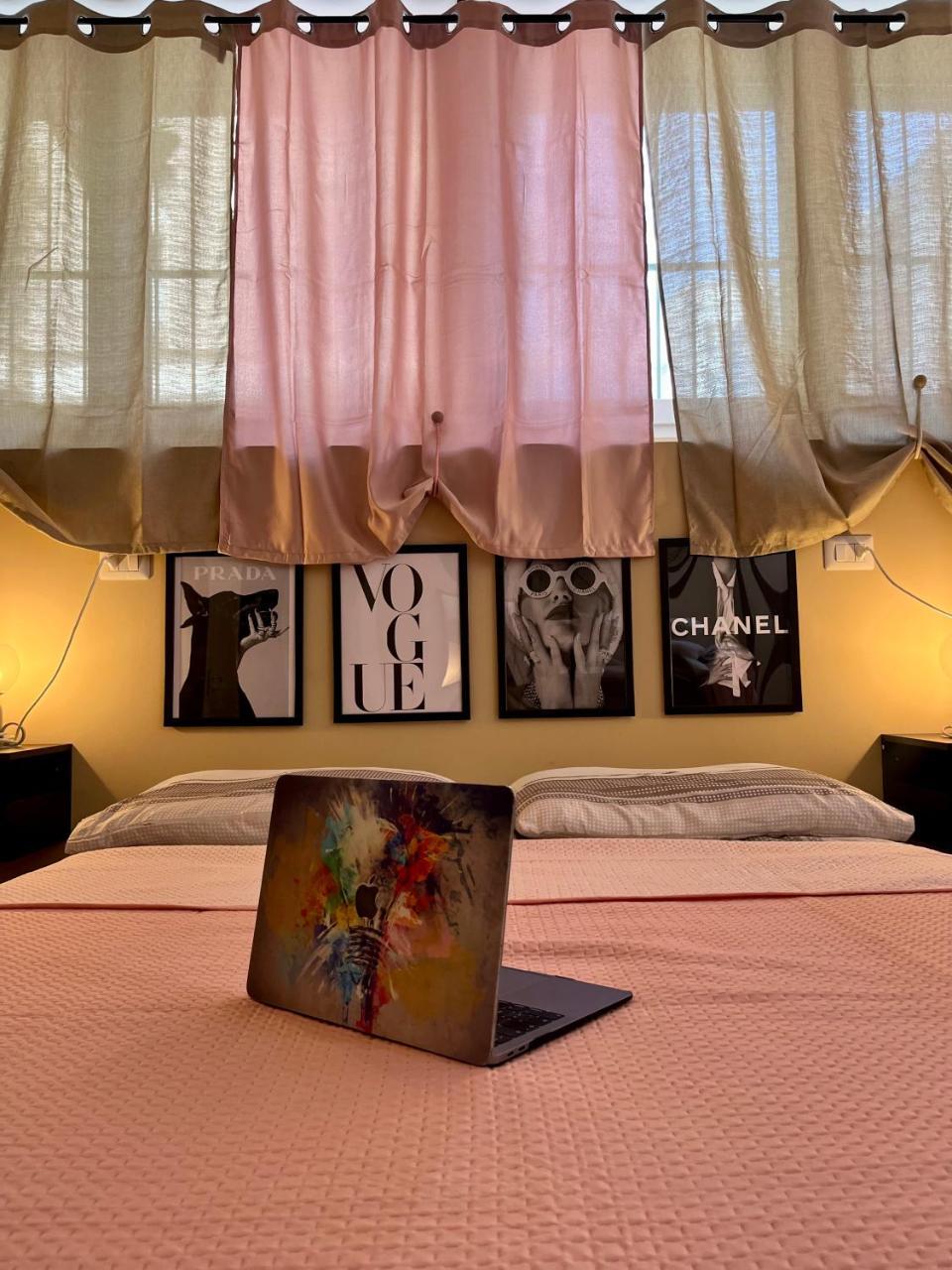 Dimora Chic A 5 Fermate Dal Duomo in Milan, Italy