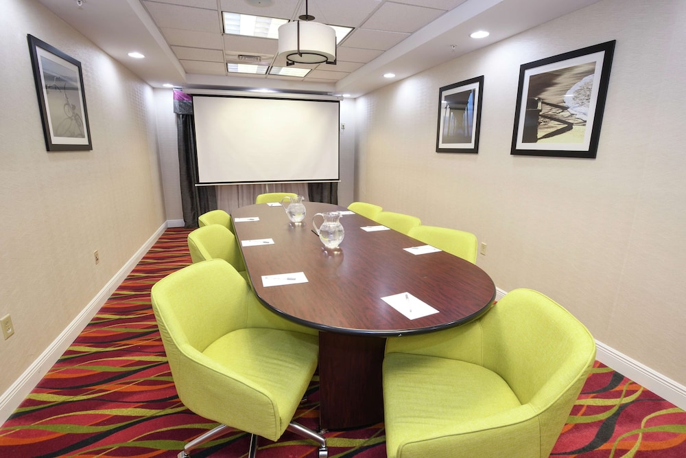 Hampton Inn Jacksonville East Regency Square - photo 25