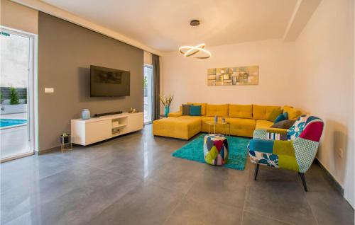 Gorgeous Home In Bast — Baska Voda — photo 3