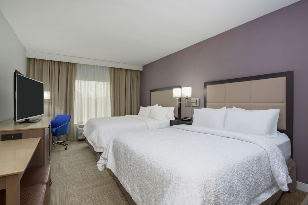 Hampton Inn & Suites Jacksonville Orange Park - photo 9