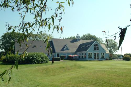 Richmond Park Golf Club 5004834 — Watton