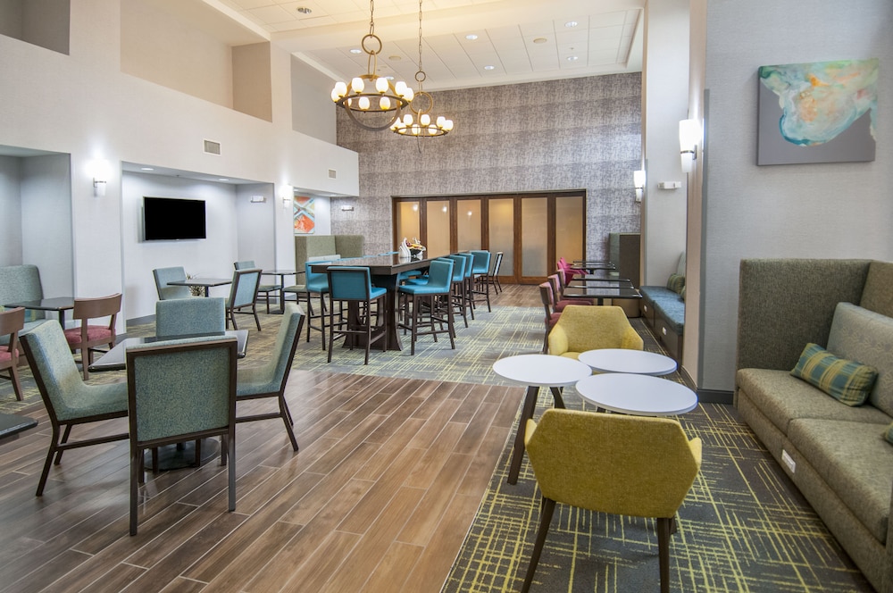 Hampton Inn & Suites Baton Rouge Port Allen - photo 2